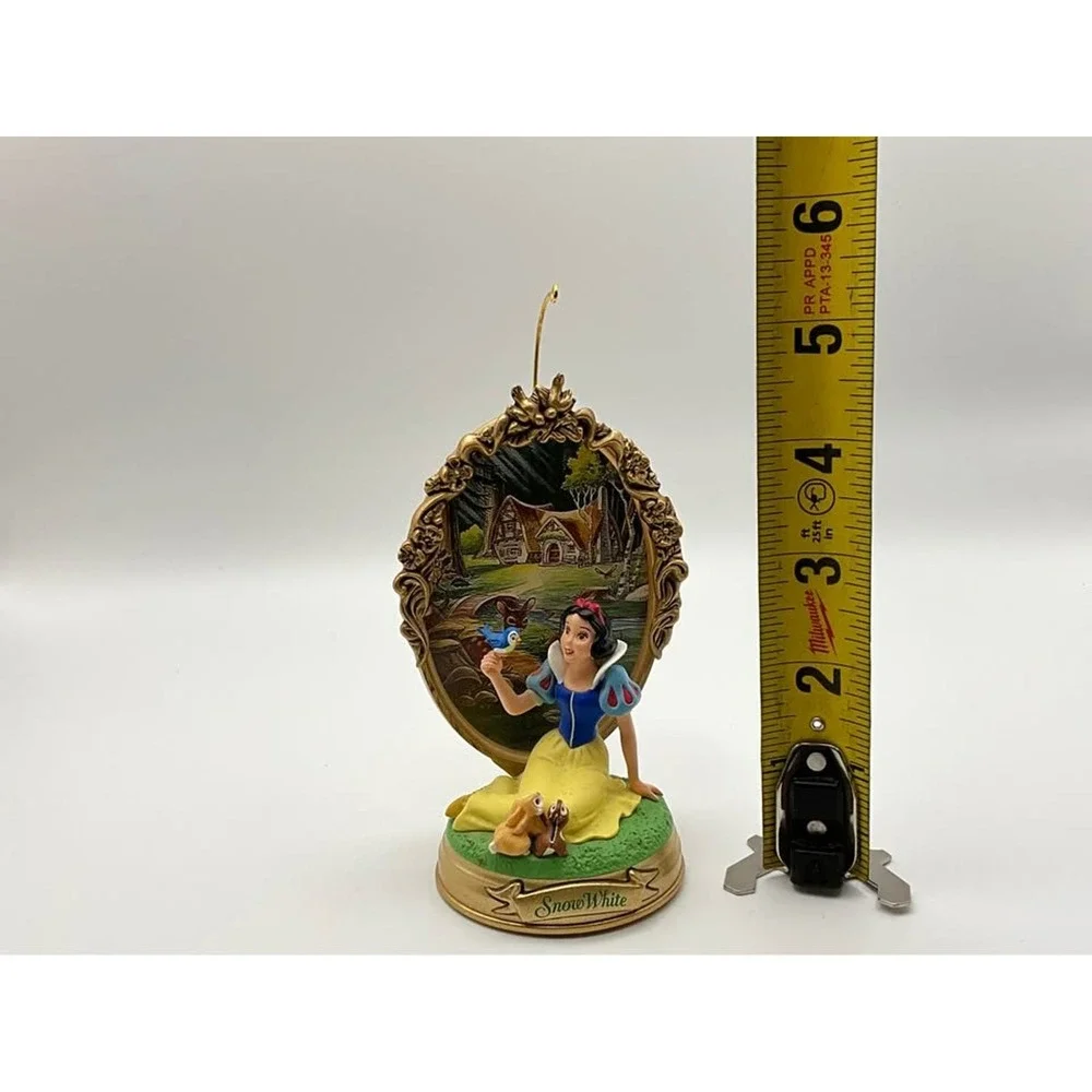 Hallmark Keepsake 1998 Disney Snow White & The Seven Dwarfs Christmas Ornament